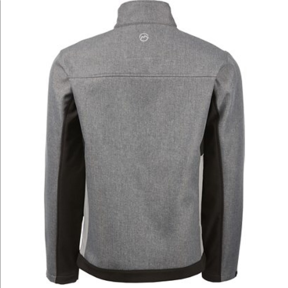 Magellan Outdoors Men's Softshell Jacket